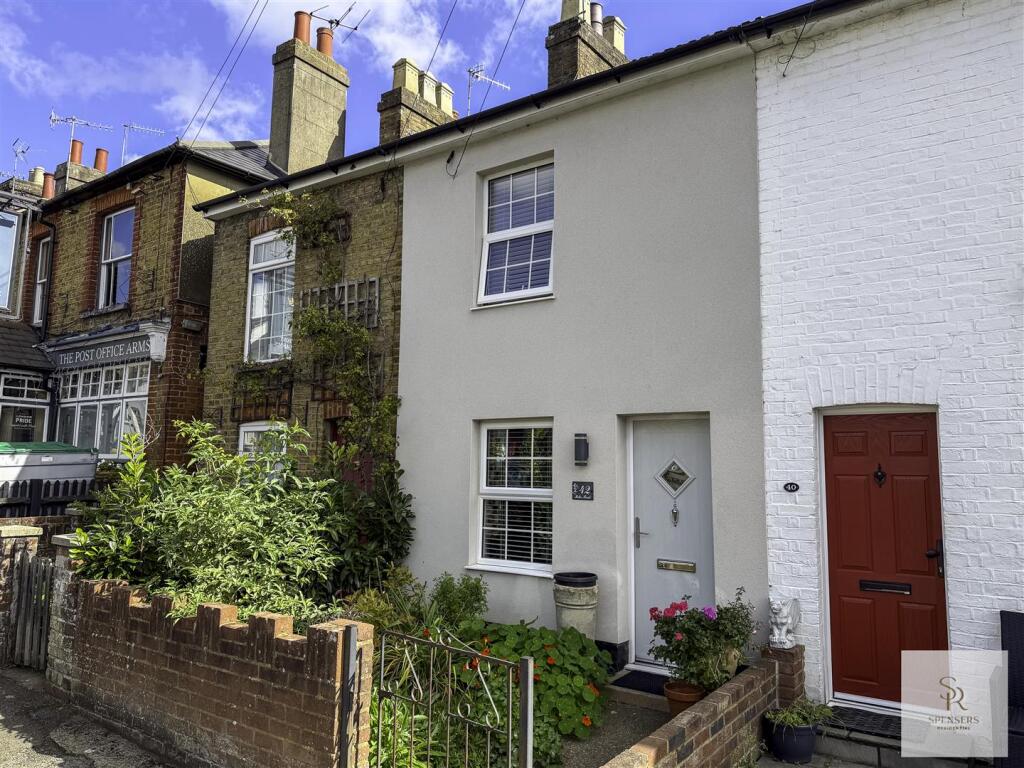 Main image of property: Puller Road, Hemel Hempstead, HP1