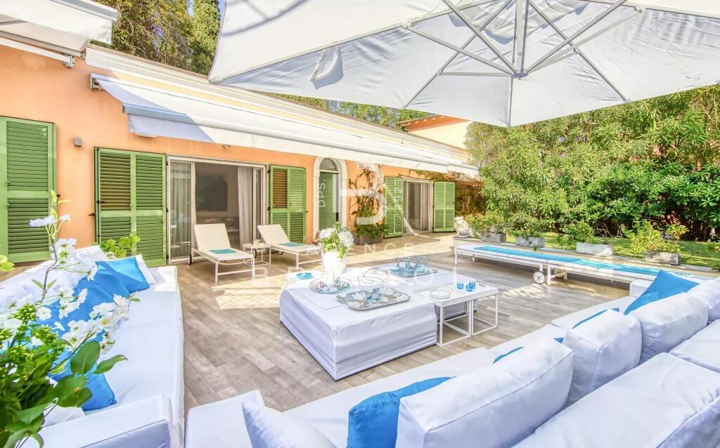 Main image of property: Provence-Alps-Cote d`Azur, Alpes-Maritimes, Èze