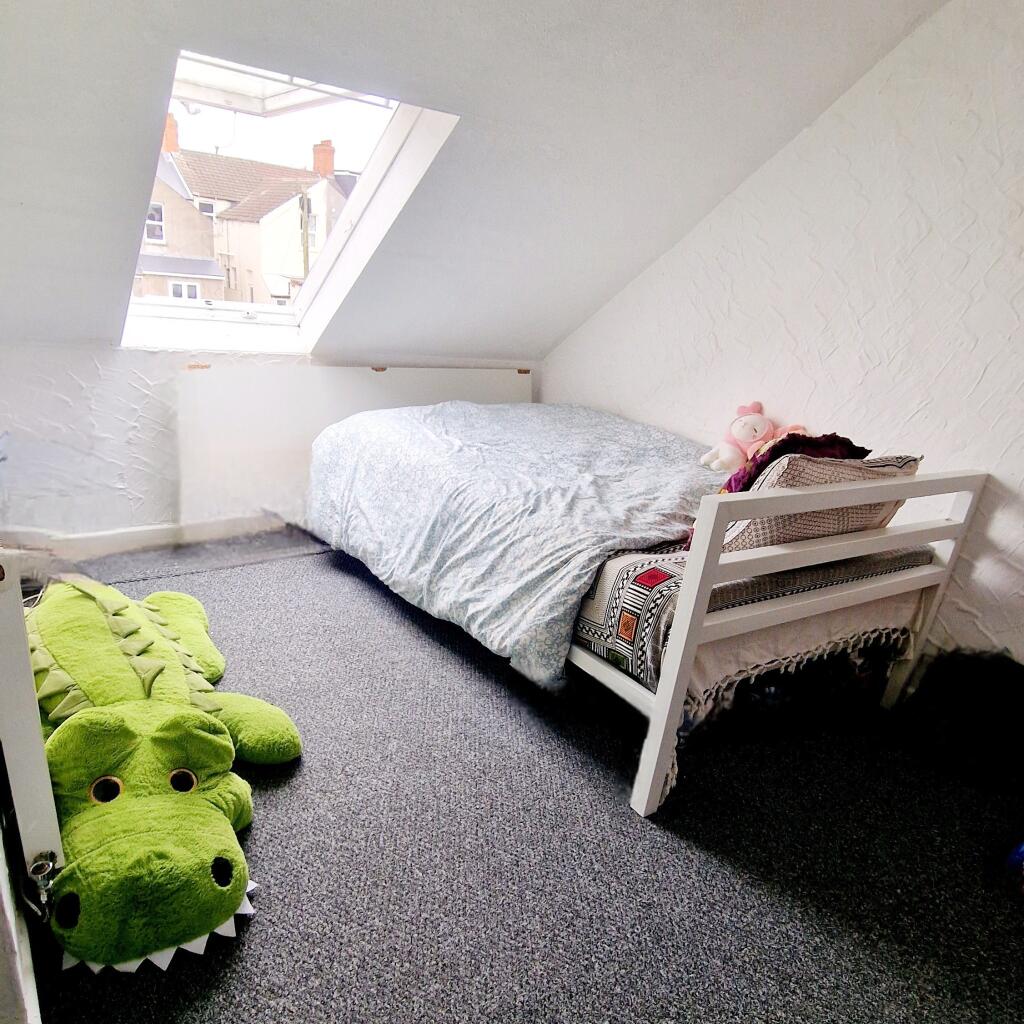 Additional property image - Llantrisant Street