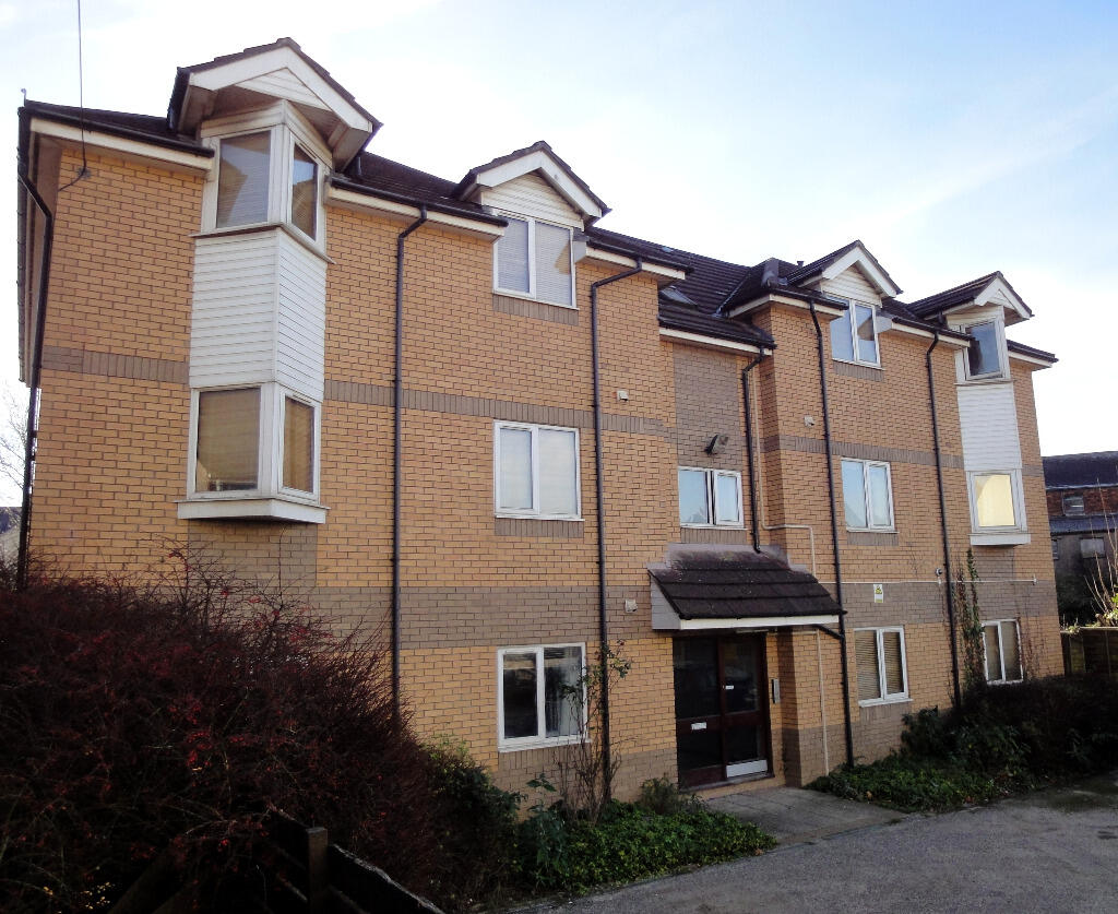 Main image of property: Flat 2, Braeval Street, Cathays, Cardiff