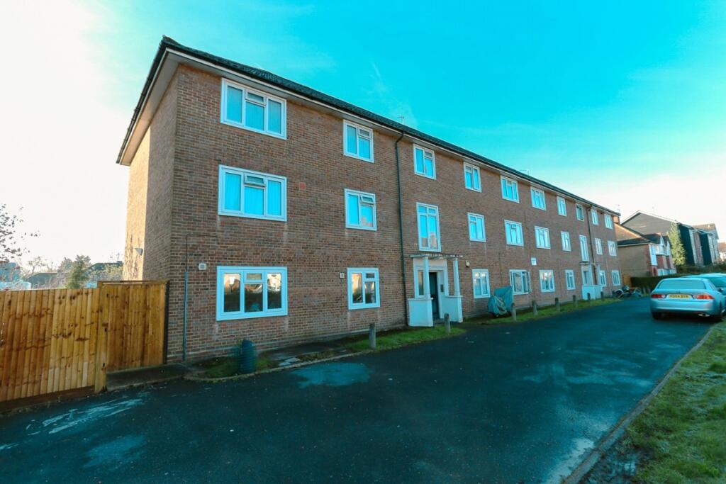 Main image of property: 121b Pinner Road, Northwood