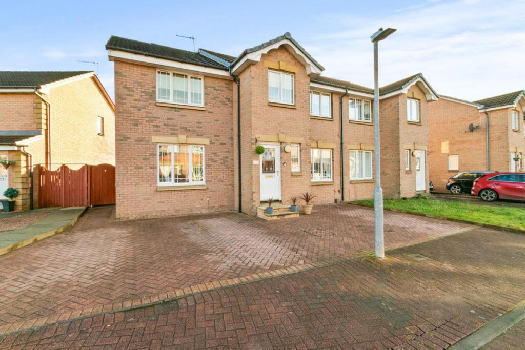 Main image of property: Foinaven Drive, Thornliebank, G46