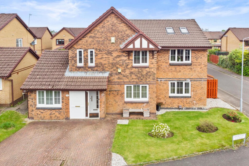 Main image of property: Lismore Place, Newton Mearns, G77