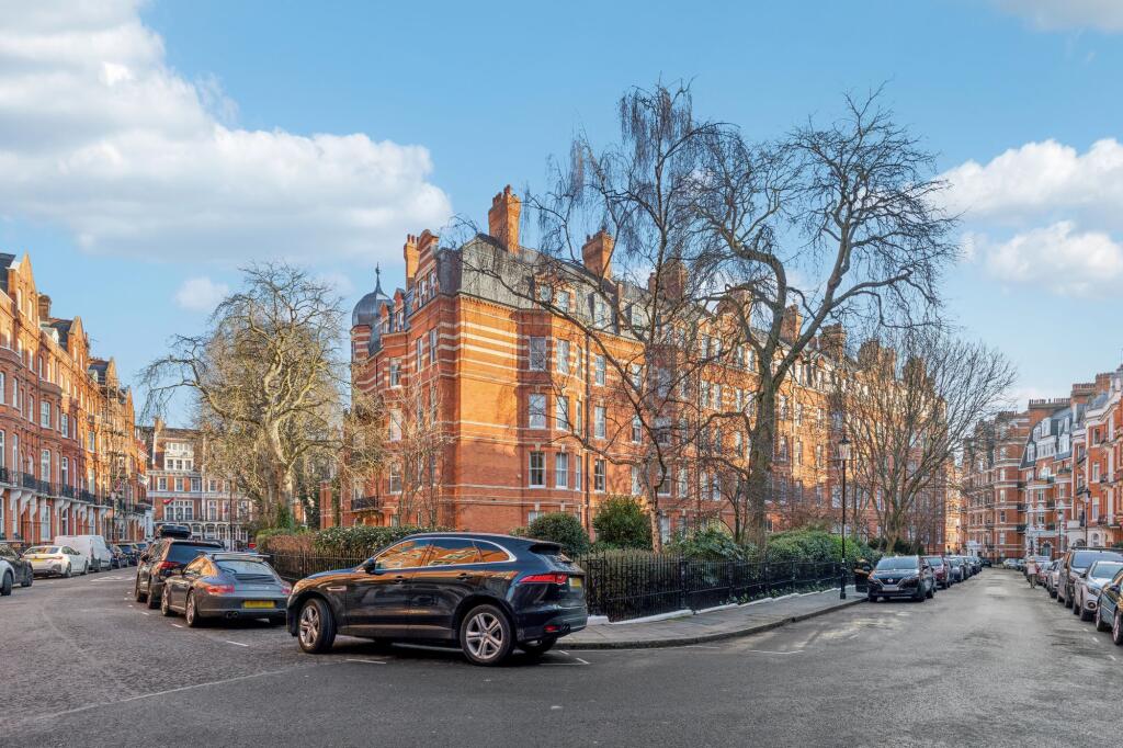 Main image of property: St. Albans Mansions Kensington W8