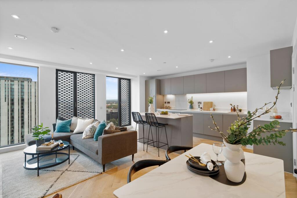 Main image of property: 250 Great Ancoats Street, Manchester, M4