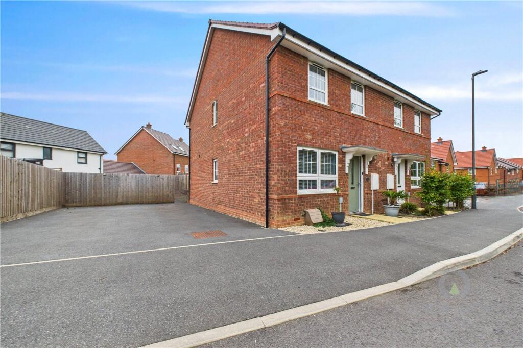 Main image of property: Edward Road, Buckingham, Buckinghamshire, MK18