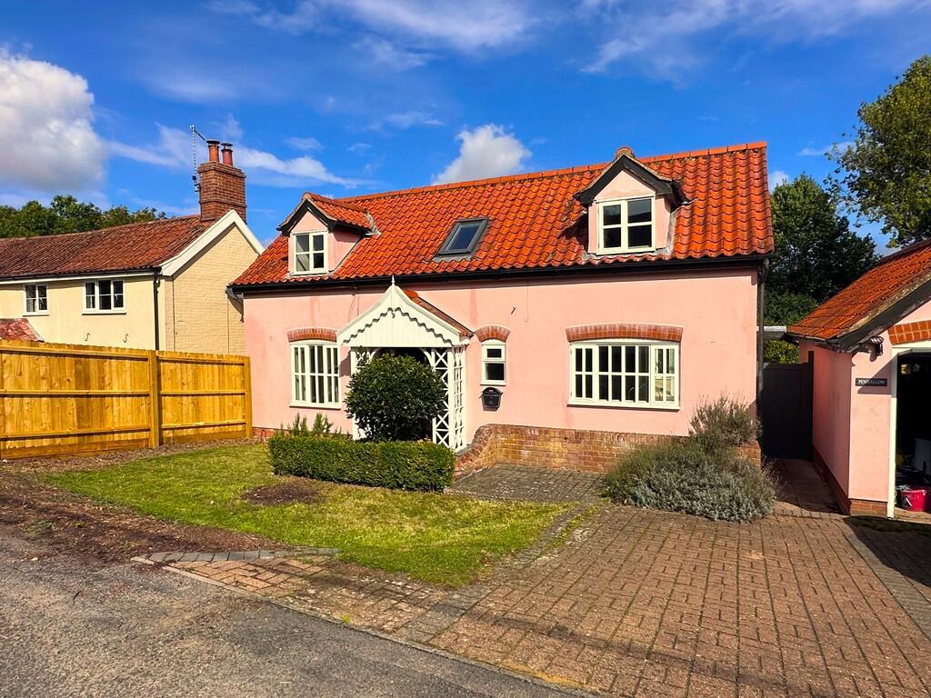 Main image of property: Heveningham, Suffolk