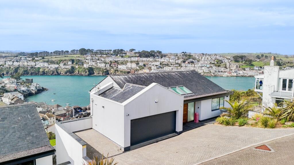 Main image of property: Bones Meadow, Polruan, Fowey, Cornwall, PL23