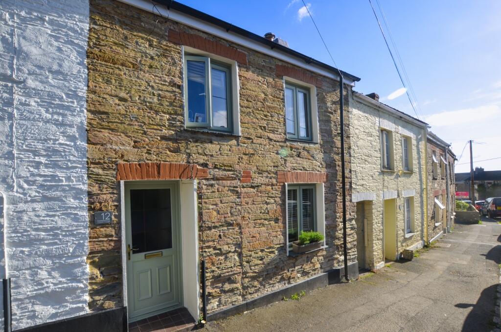 Main image of property: 12 Mount Bennett Road, Tywardreath, Par