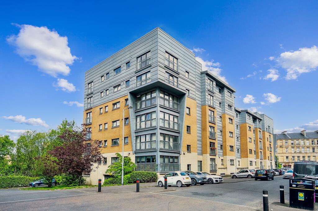 Main image of property: Barrland Street, Flat 5/1, Pollokshields, Glasgow, G41 1RA