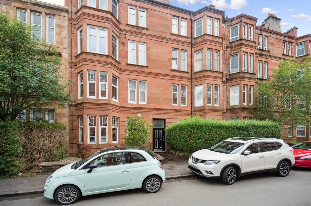 Main image of property: Walton Street, Flat 0/2, Shawlands, Glasgow, G41 3LS