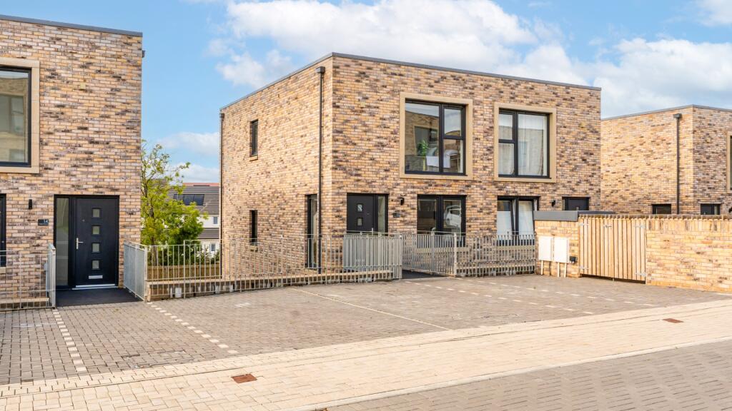 Main image of property: Allerton Terrace, East Kilbride, Glasgow, G75 8RP