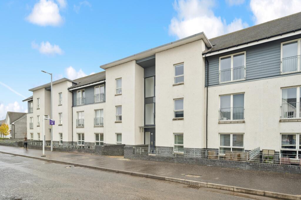 Main image of property: Prospecthill Circus, Flat 2-1, Rutherglen, Glasgow, G42 0LF