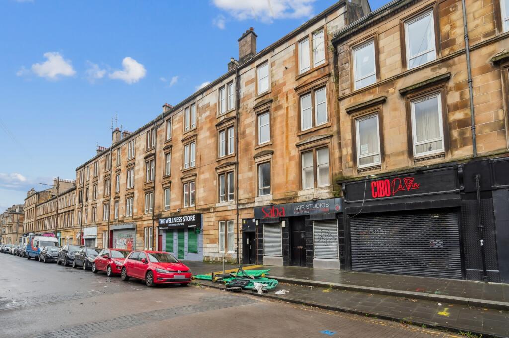 Main image of property: Albert Road, Flat 2/2, Govanhill, Glasgow, G42 8DN