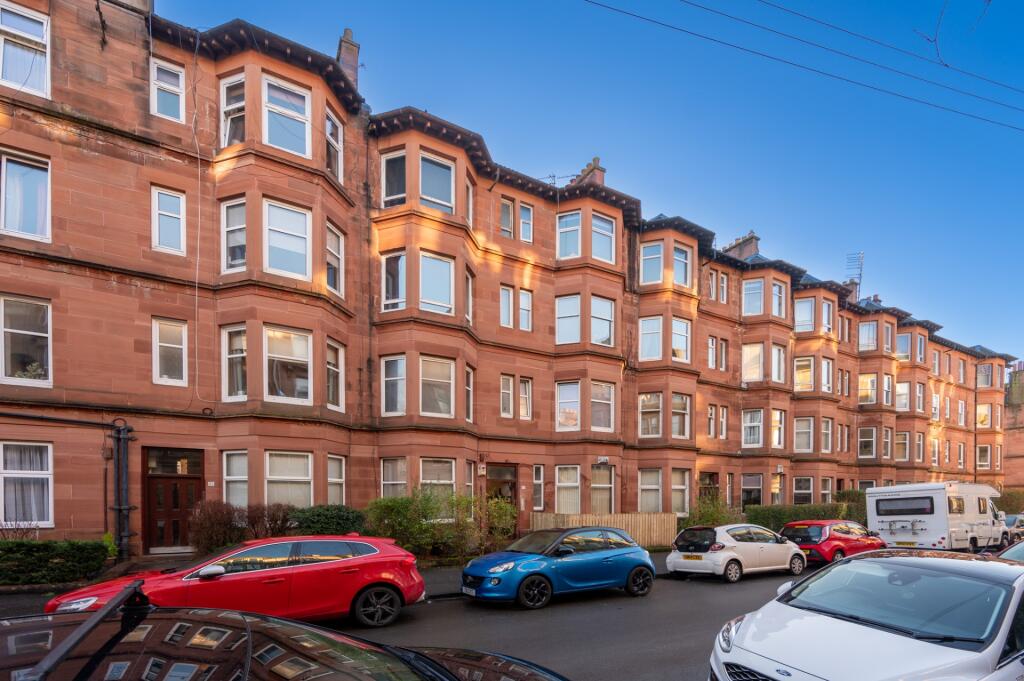 Main image of property: Battlefield Avenue, Flat 2-1, Battlefield, Glasgow, G42 9HR