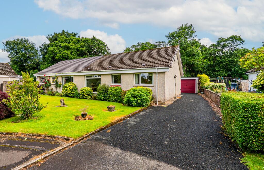 Main image of property: Kathleen Park, Helensburgh, Argyll and Bute, G84 8TH