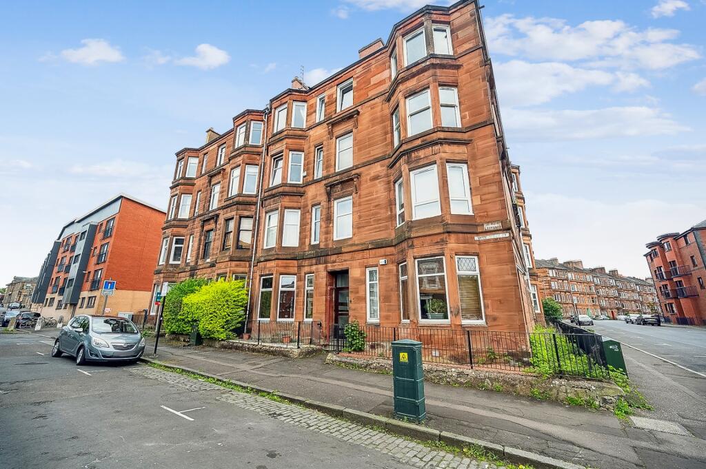 Main image of property: Avenuepark Street, Flat 0-1, North Kelvinside, Glasgow, G20 8LL