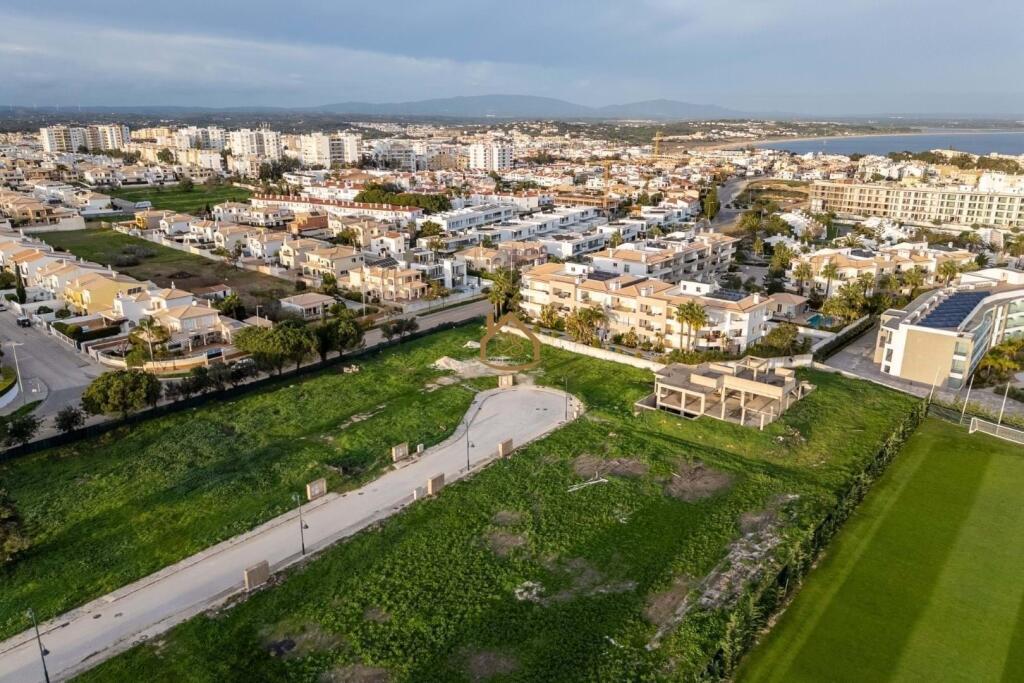 Main image of property: Algarve, Porto De Mos