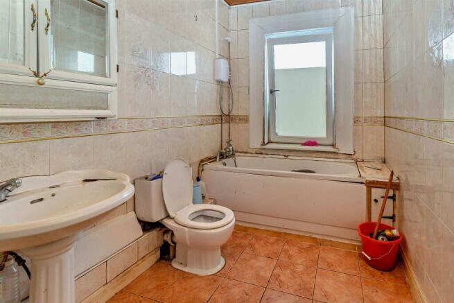 Additional property image - 373 Bury Road, Rossendale, Lancashire, BB4 6EH