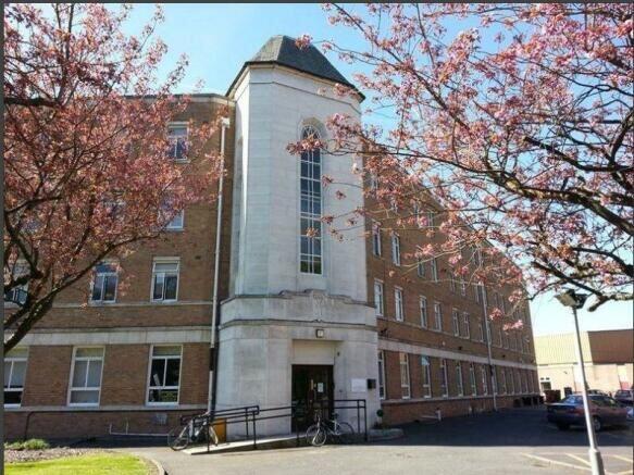 Main image of property: Room 135 Main House Montgomery House, Demesne Road, Manchester, Manchester, M16 8PH