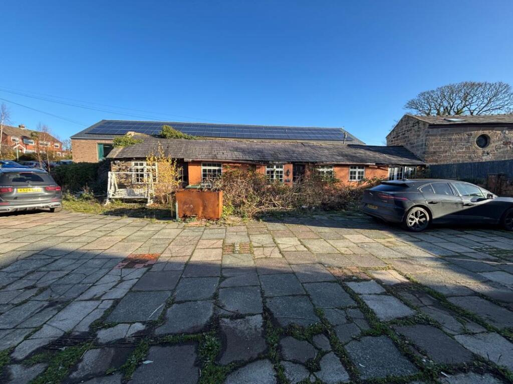 Main image of property: Farriers Cottage, Roman Road, Prenton, Merseyside, CH43 3DB