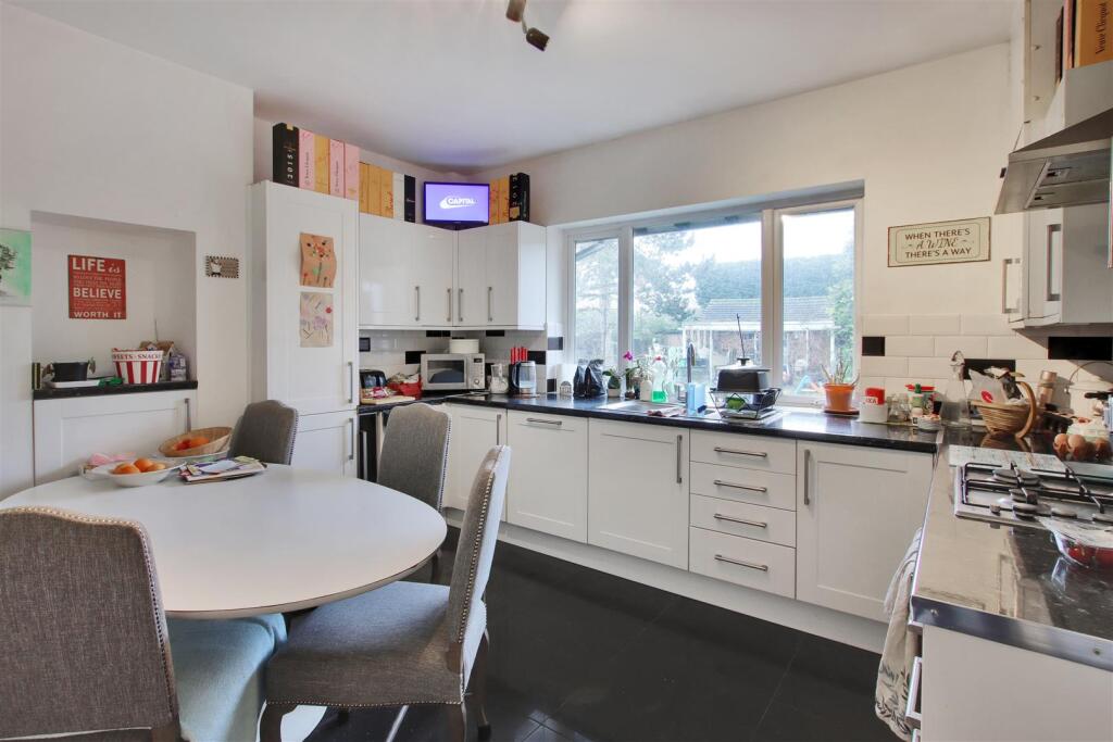 Additional property image - Court Road, Orpington, Kent, BR6 9DF