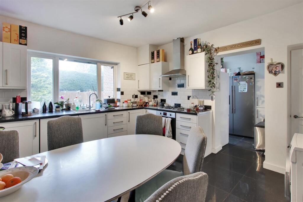 Additional property image - Court Road, Orpington, Kent, BR6 9DF