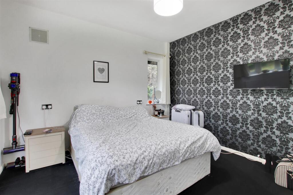 Additional property image - Court Road, Orpington, Kent, BR6 9DF