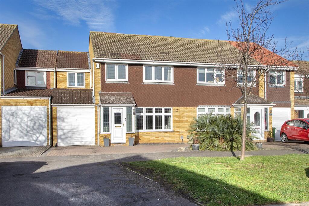 Main image of property: Claremont Road, Hextable, BR8 7QU