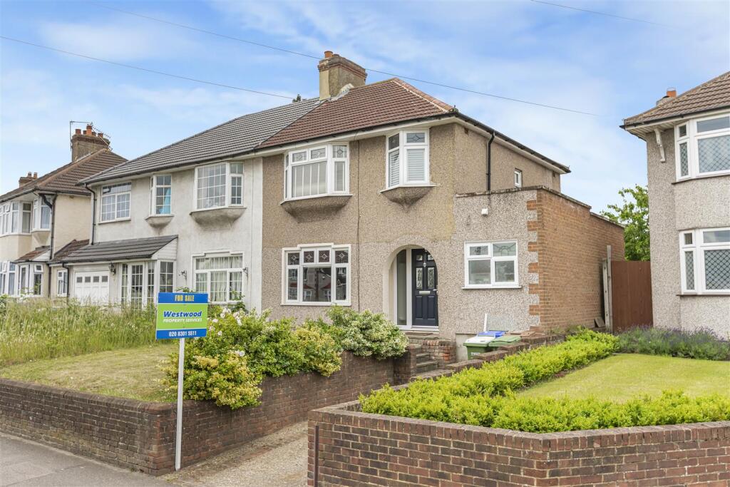 Main image of property: Bedonwell Road, Bexleyheath, DA7 5PY