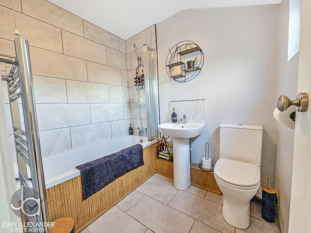 Additional property image - Main Road, Harwich
