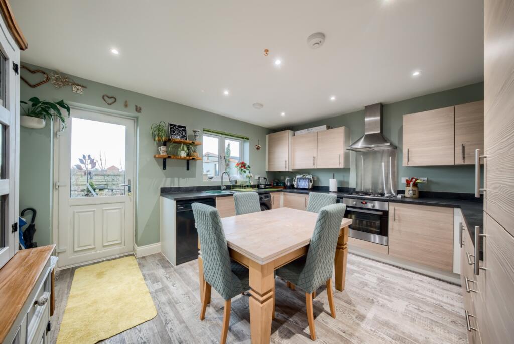 Additional property image - Perry Orchard, Long Marston, Stratford-Upon-Avon, Warwickshire, CV37