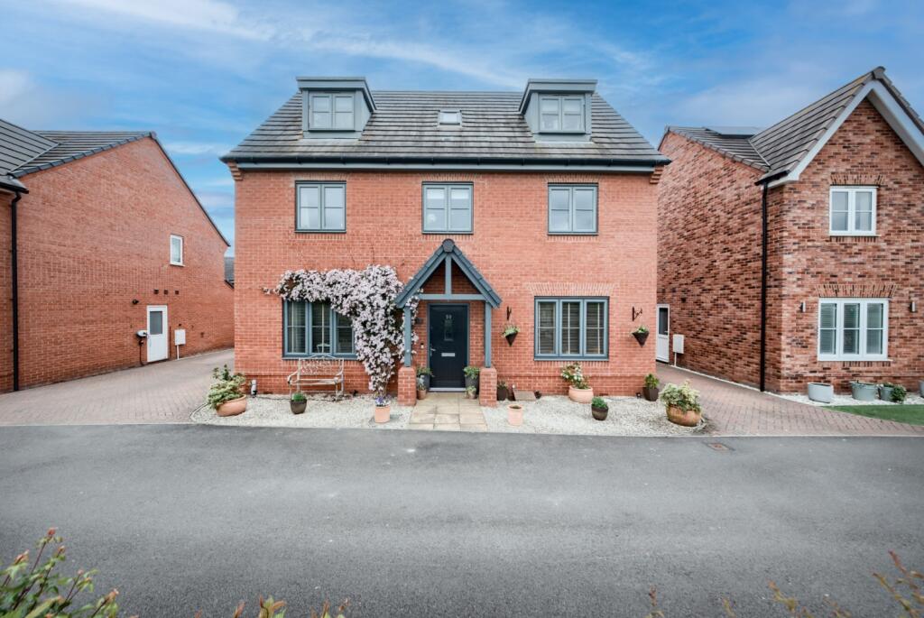Main image of property: Barley Fields, Long Marston, Stratford-Upon-Avon, Warwickshire, CV37