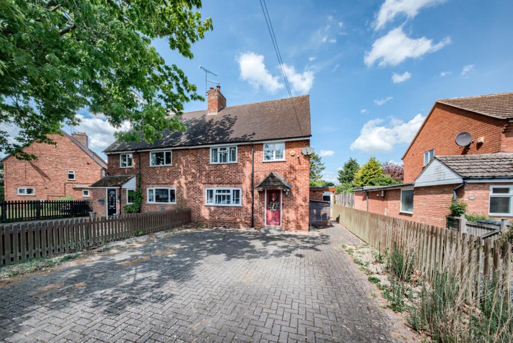 Main image of property: Oak Road, Tiddington, Stratford-upon-Avon, Warwickshire, CV37