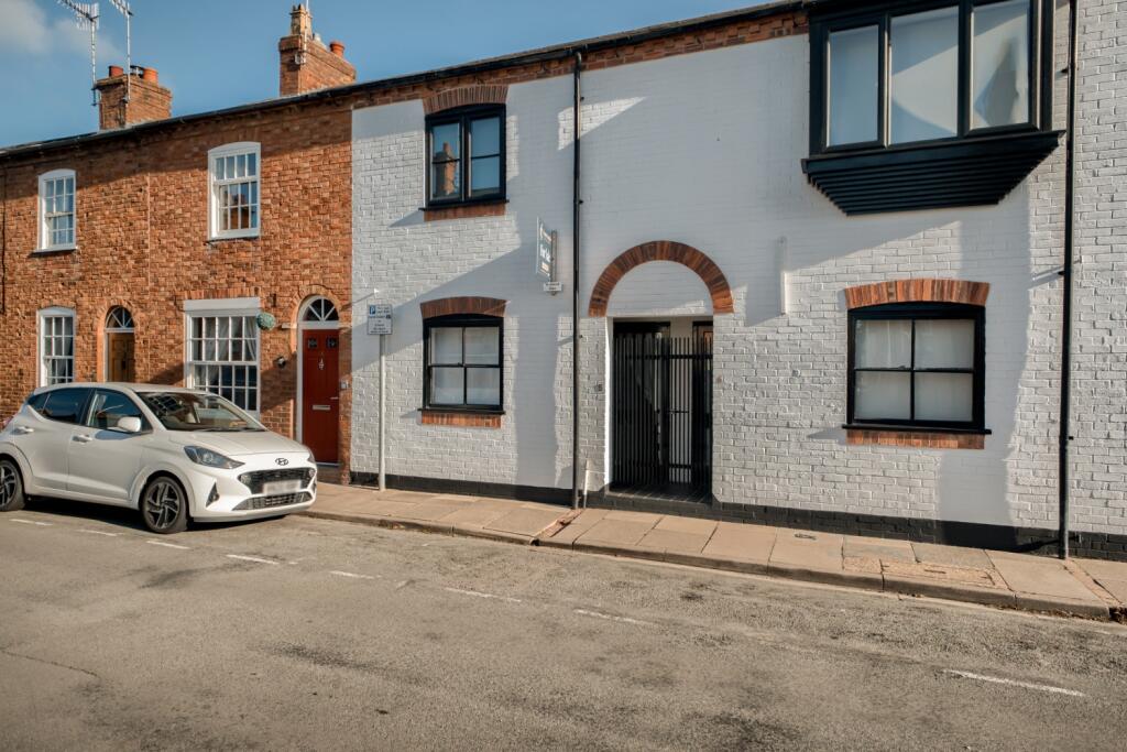 Main image of property: College Lane, Stratford-upon-Avon, CV37