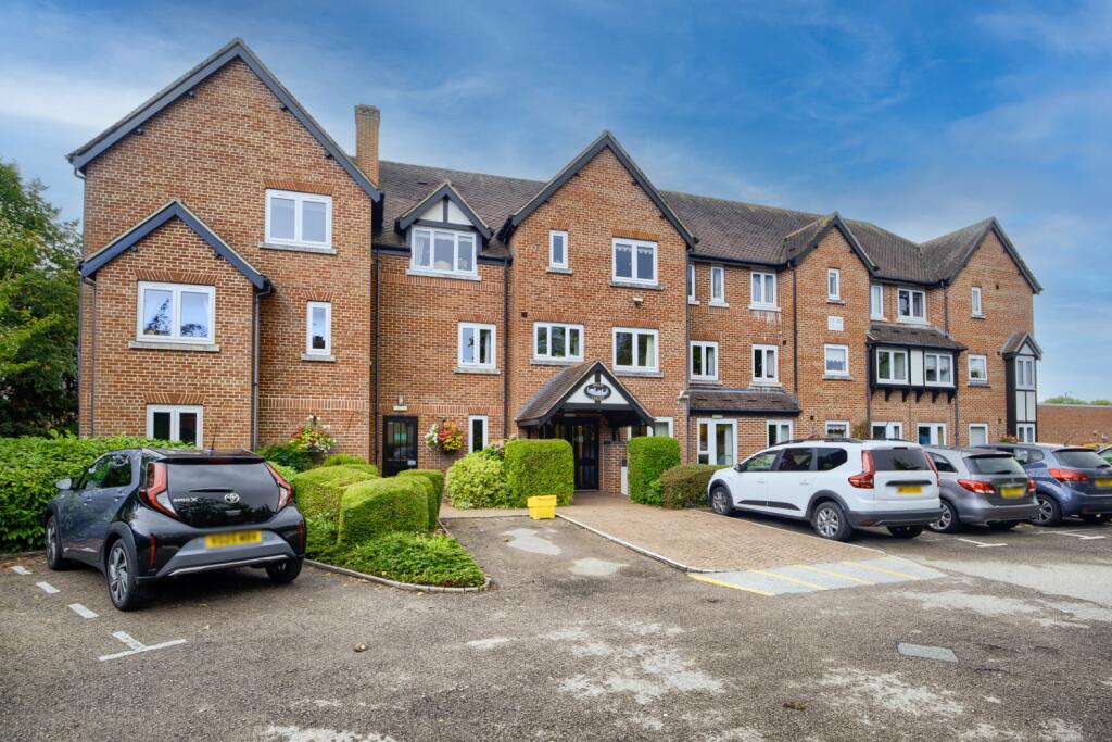 Main image of property: Swan Court Banbury Road, Stratford-upon-Avon, CV37