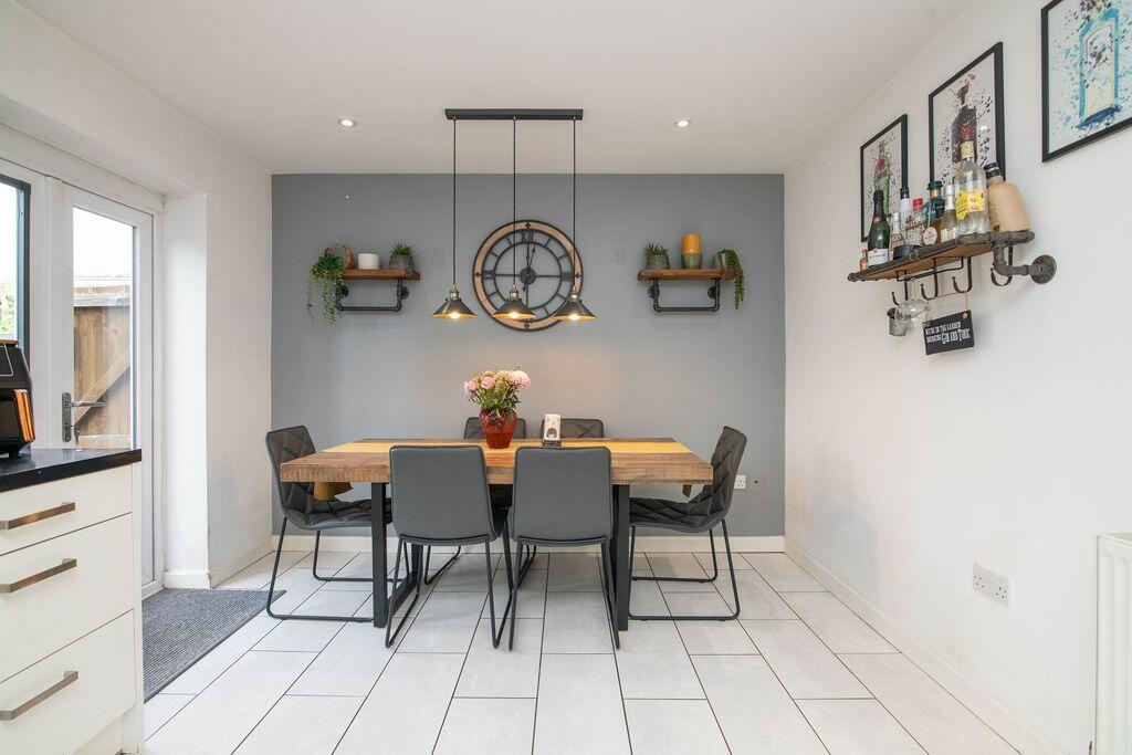 Additional property image - Greenlands Avenue, Redditch, B98 7PY
