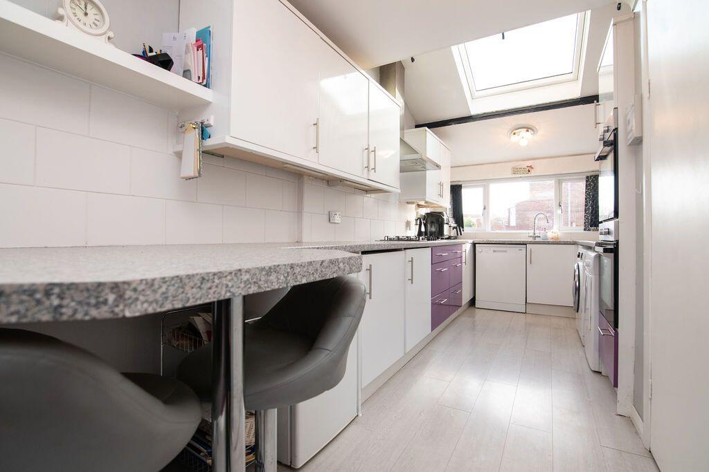 Additional property image - Huntington Close, Winyates East, Redditch, B98 0NF