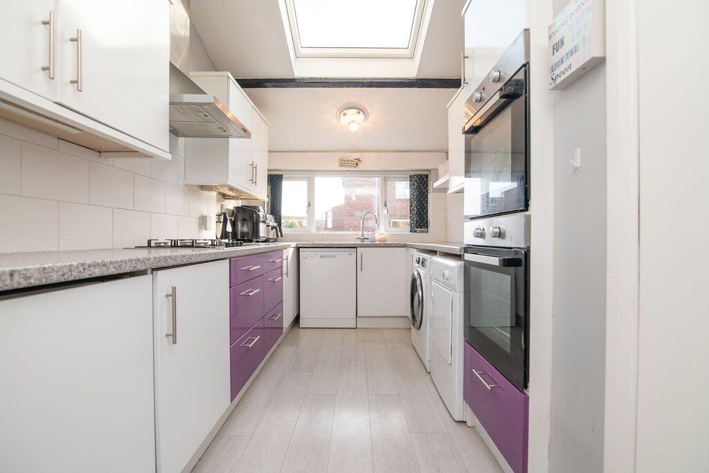 Additional property image - Huntington Close, Winyates East, Redditch, B98 0NF