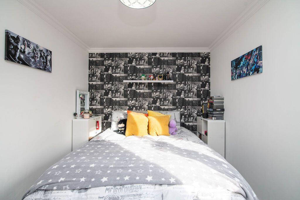 Additional property image - Huntington Close, Winyates East, Redditch, B98 0NF