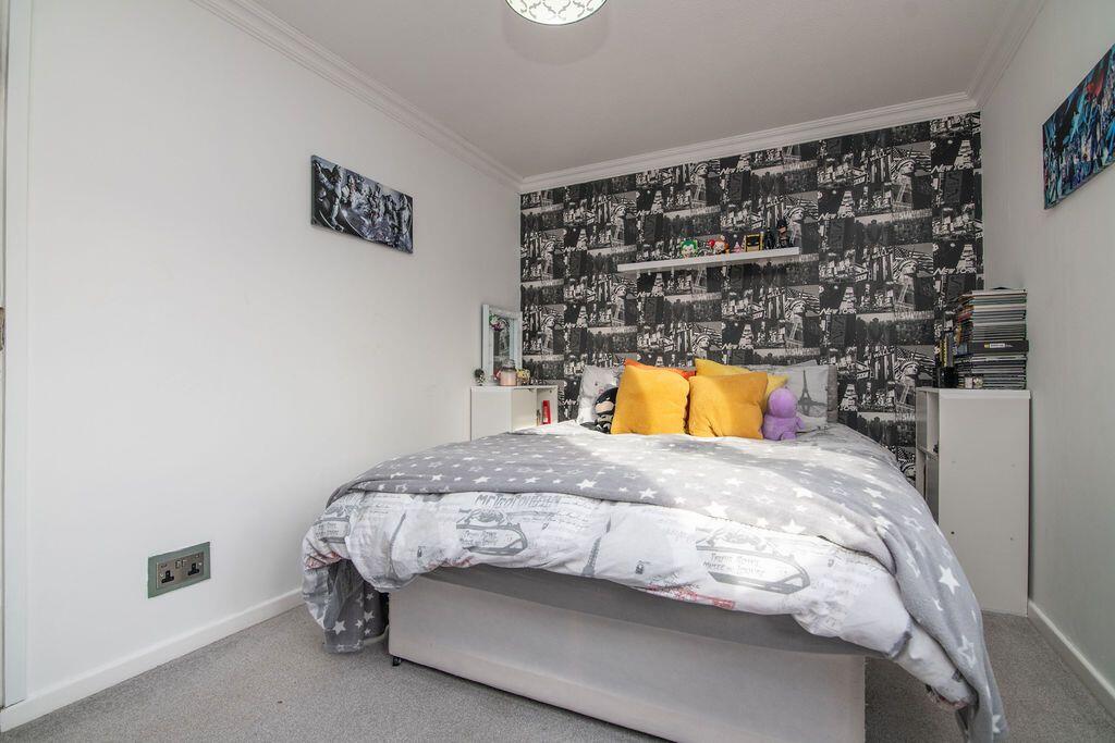 Additional property image - Huntington Close, Winyates East, Redditch, B98 0NF