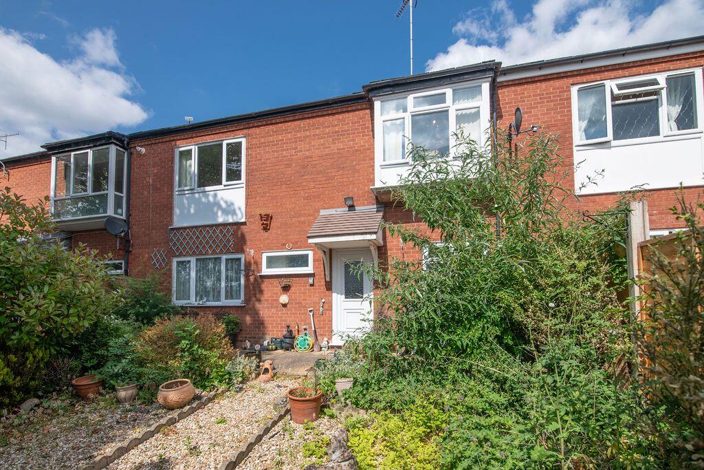 Main image of property: Granhill Close, Redditch, B98 7PS