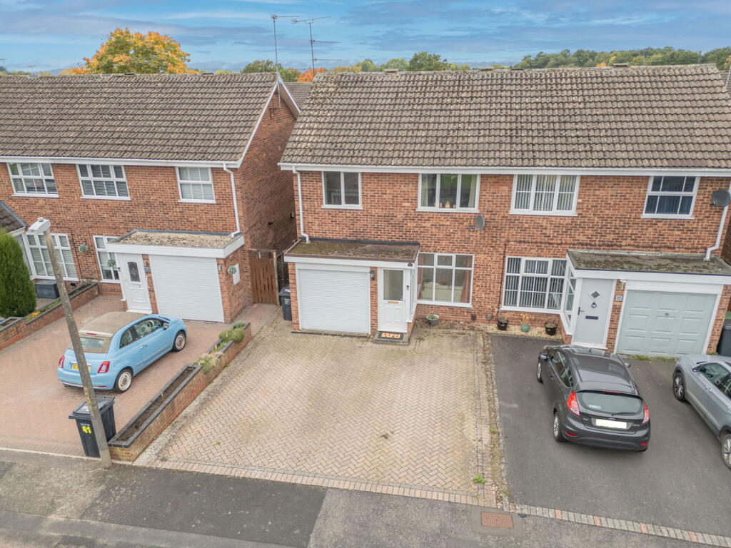 Main image of property: Flaxley Close, Winyates Green, Redditch, B98 0QS