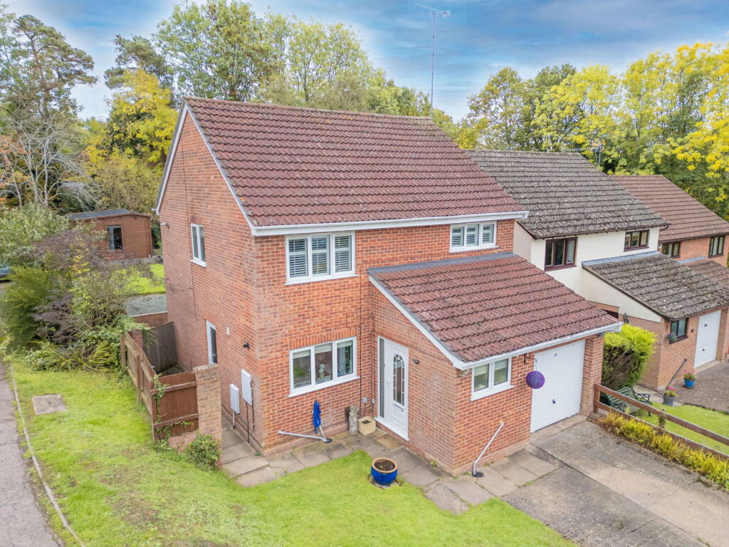 Main image of property: Erwood Close, Headless Cross, Redditch, B97 5XD