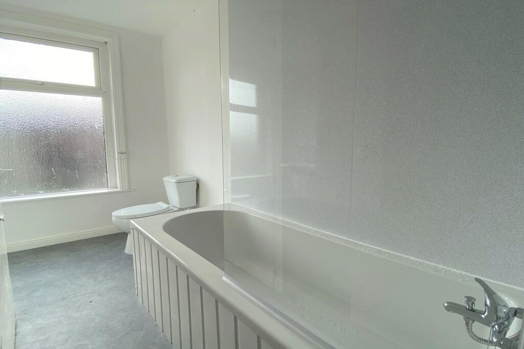 Additional property image - Lynwood Avenue, Darwen, BB3 0HZ