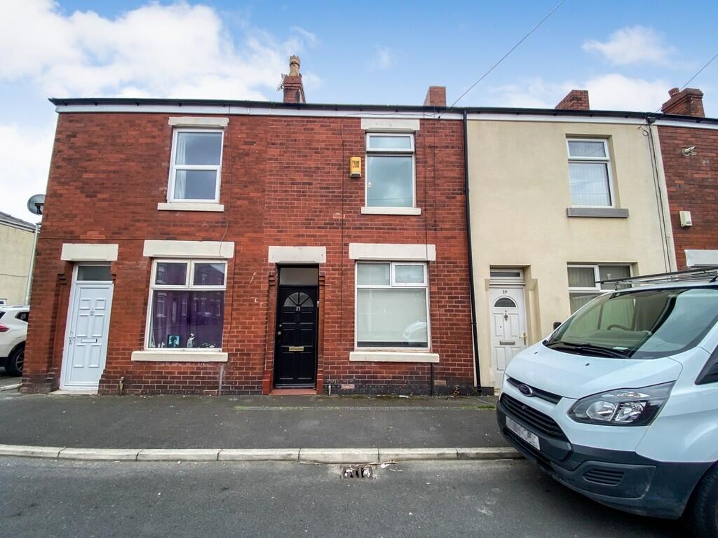 Main image of property: 21 Aintree Road, Blackpool, Lancashire, FY4 3BD, UK