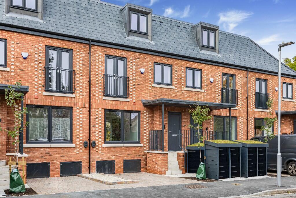 Main image of property: Send Road,
Caversham,
Reading,
RG48EH