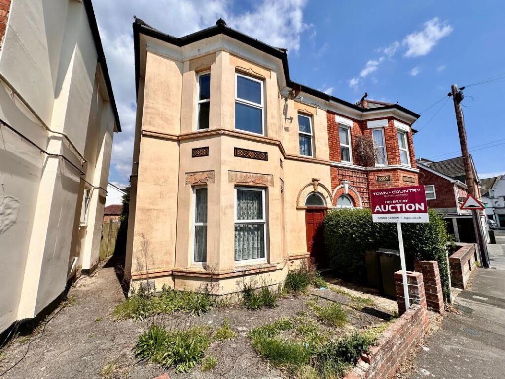 Main image of property: 4 Warwick Road, Bournemouth, Dorset, BH7 6JP
