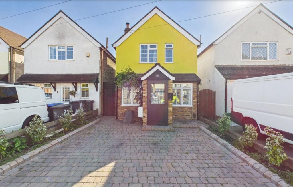 Main image of property: 20 Bourneside Road, Addlestone, Surrey, KT15 2HZ