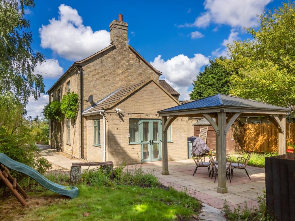 Main image of property: Norwich Road, Little Plumstead, Norwich, Norfolk, NR13